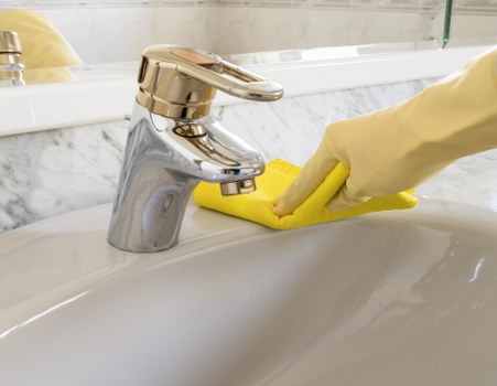 Professional exterior wall cleaning for residential and commercial properties in Hirecarpet